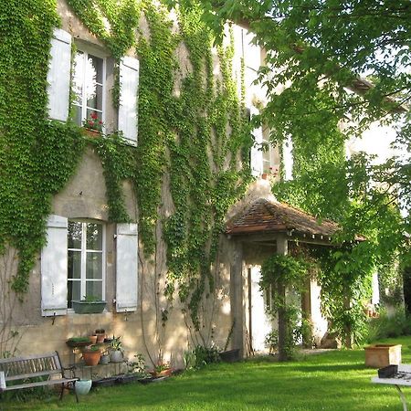 Bed and Breakfast Le Domaine De Panissac Berneuil  Екстер'єр фото